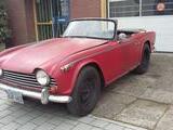 1968 Triumph TR250 Red Marco De Knikker